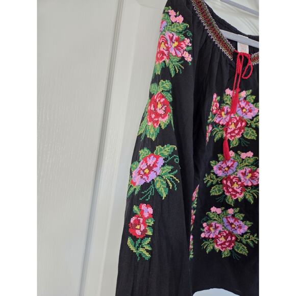 Royal Moda Black Cross-Stitch Floral Embroidered Boho Peasant Blouse, Size Large - Picture 4 of 11